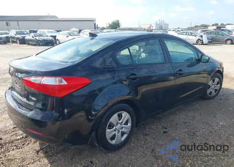 2015 Kia Forte Lx z USA, uszkodzony, nr VIN KNAFK4A63F5293187